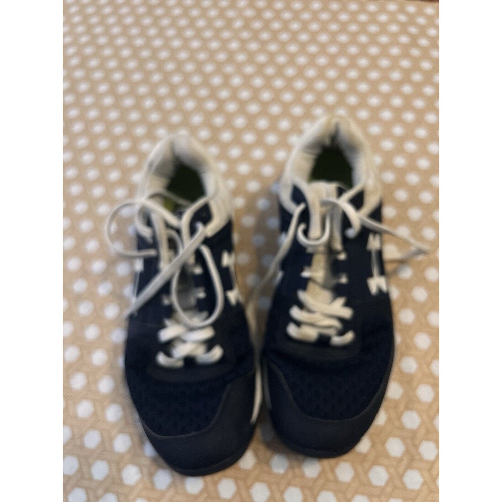 under armour 302-1935-401 tennis‎ shoe vainer 4.5Y Navy & White